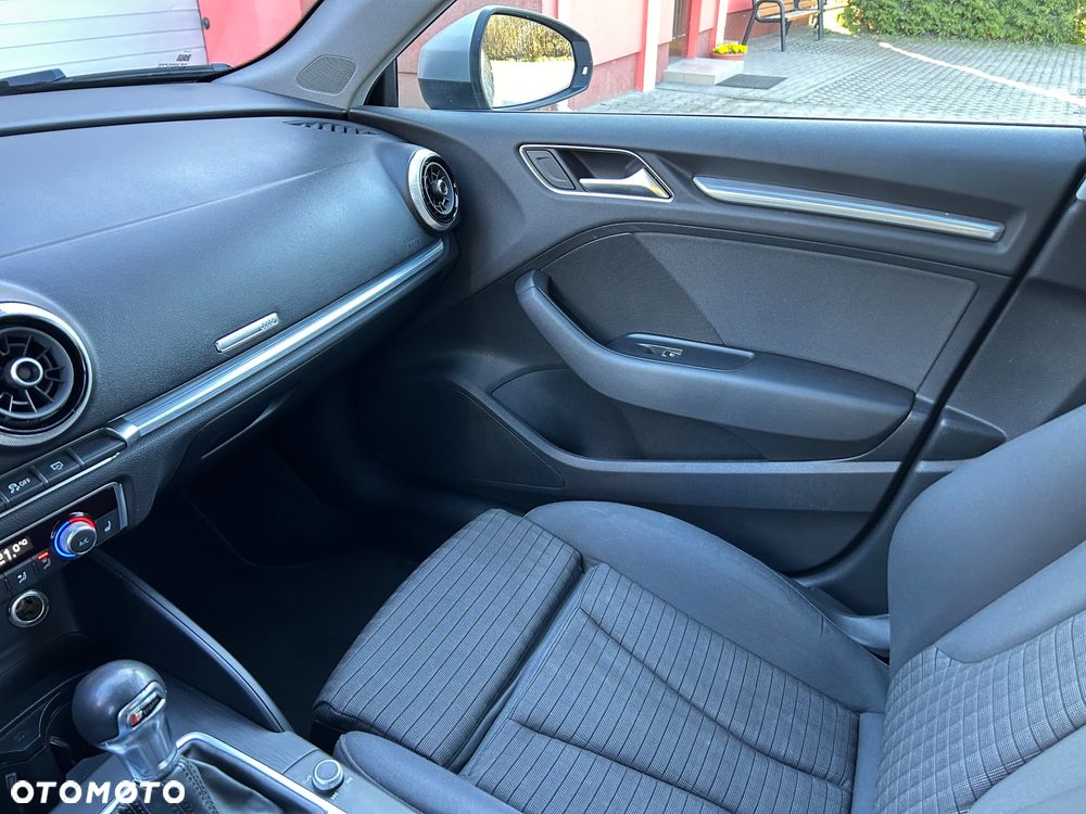 Audi A3 Sportback 1.6 TDI S tronic sport - 18