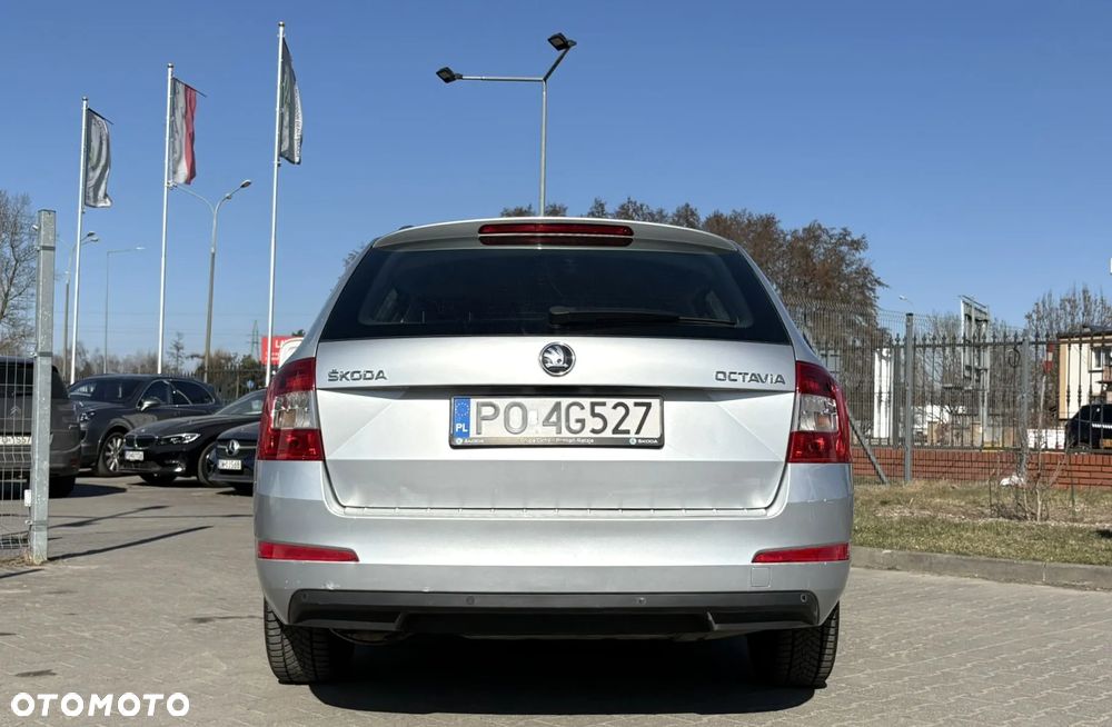 Skoda Octavia 2.0 TDI Ambition - 6