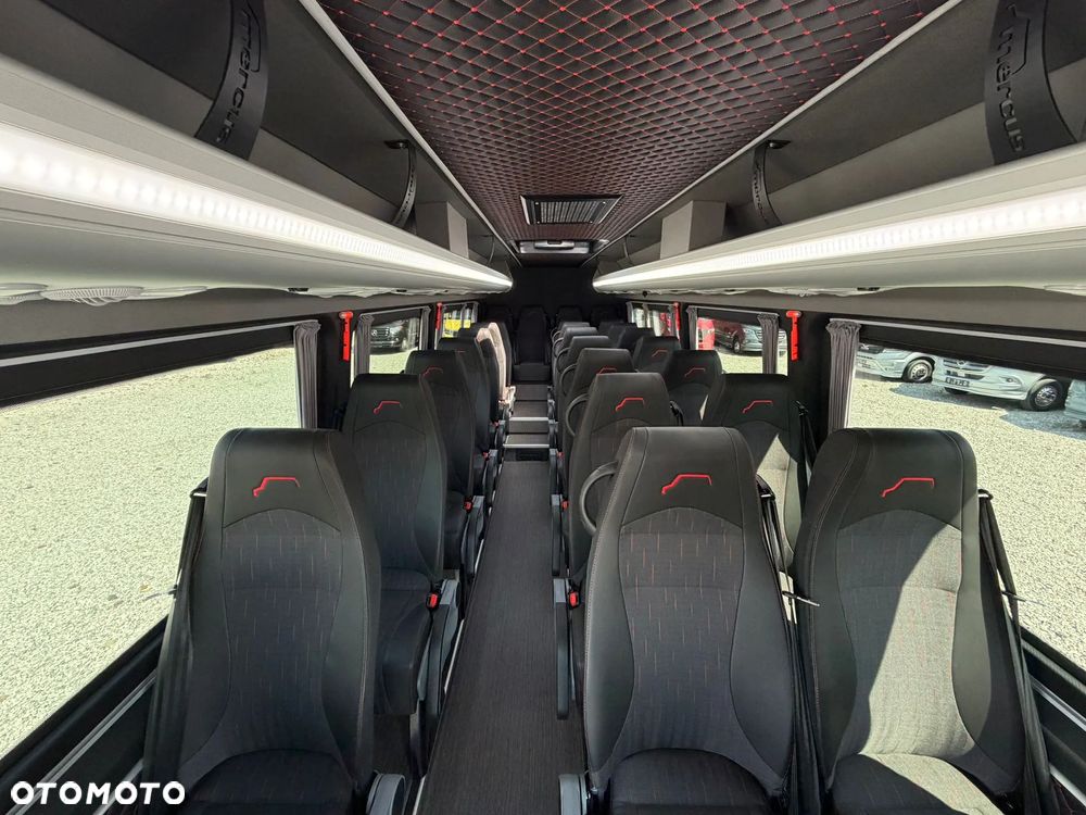Mercedes-Benz Sprinter 519 - 22