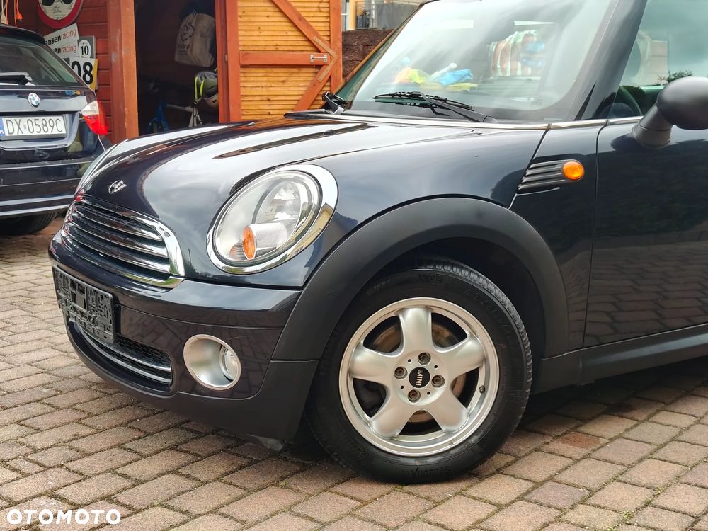 MINI Cooper Standard - 4