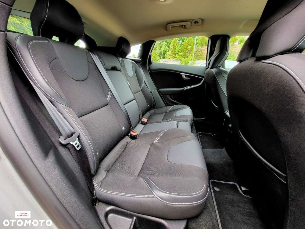 Volvo V40 - 8