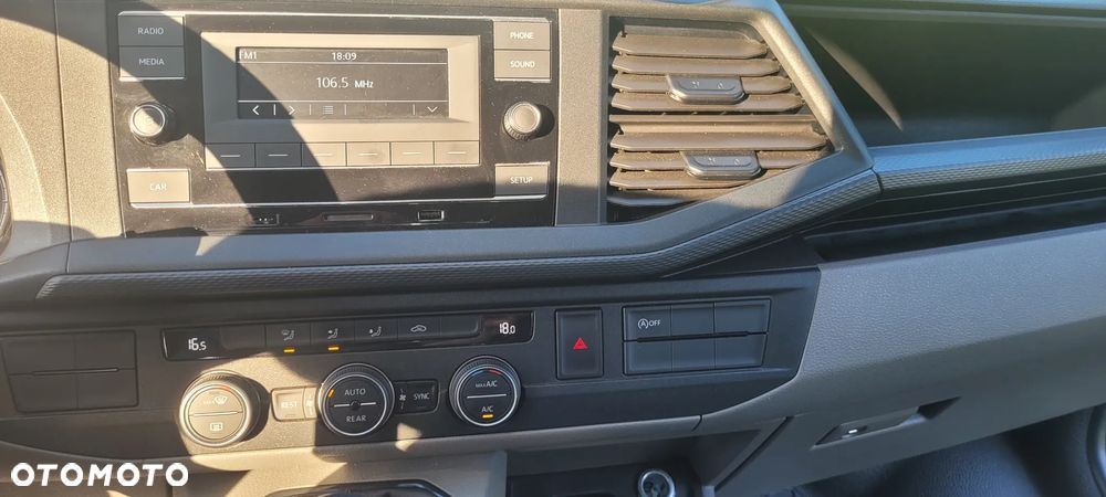 Volkswagen Caravelle 6.1 2.0 TDI L2 Highline - 31