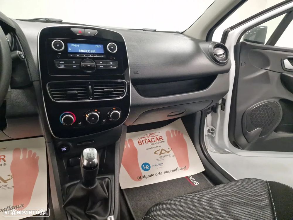 Renault Clio - 28