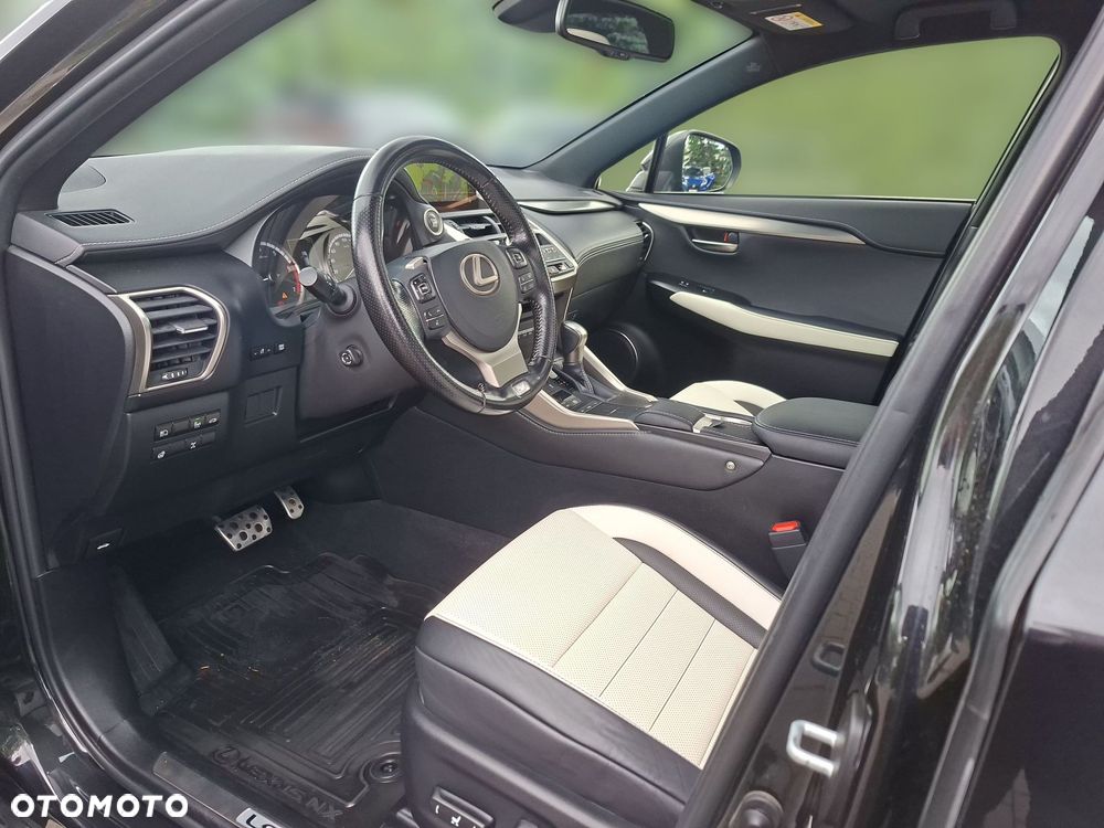 Lexus NX 300 GPF F Sport AWD - 9
