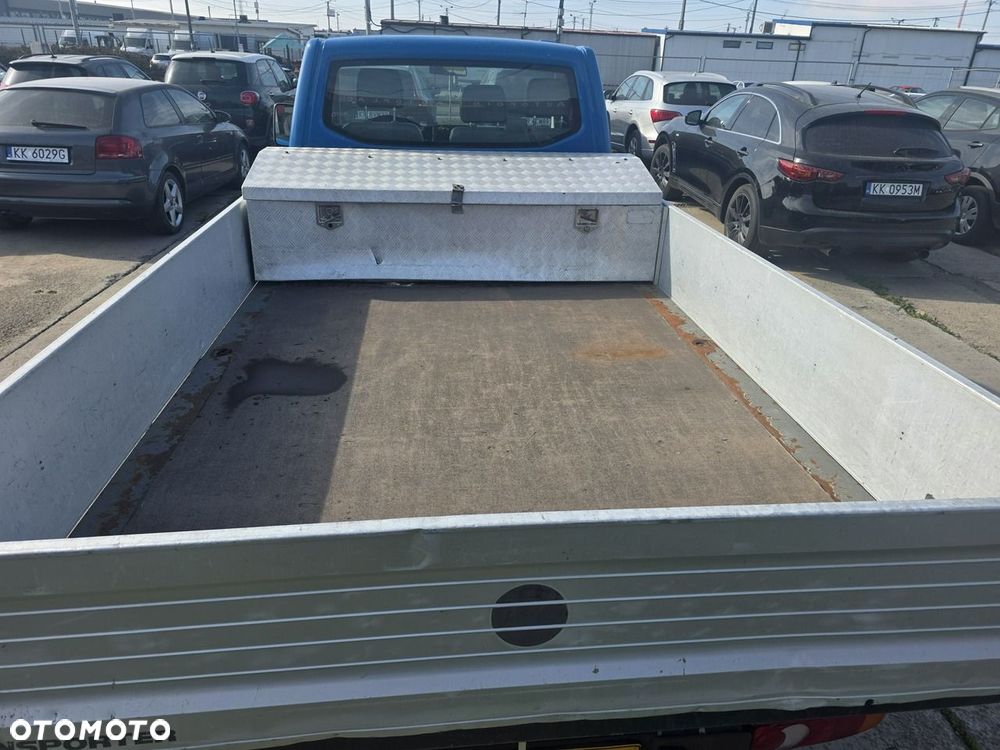 Volkswagen Transporter - 7