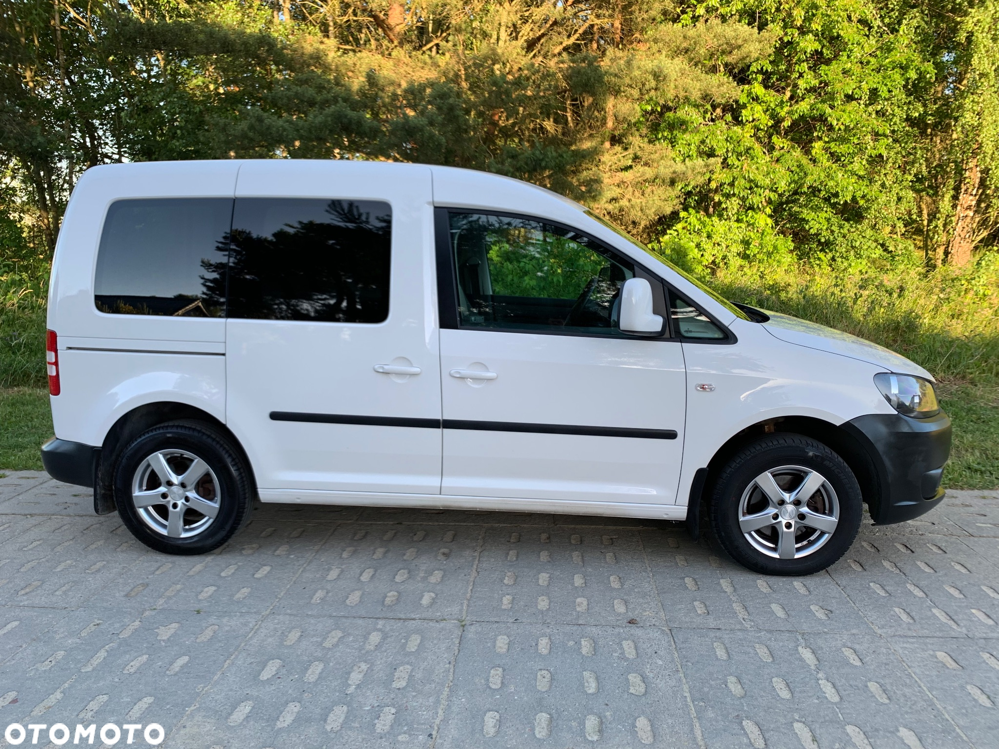 Volkswagen Caddy 1.6 TDI Trendline DSG - 2