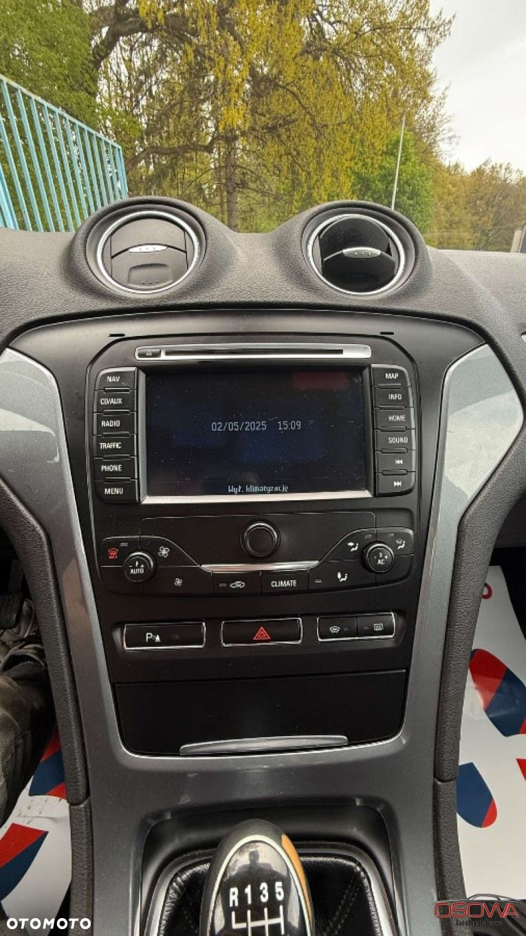 Ford Mondeo - 23