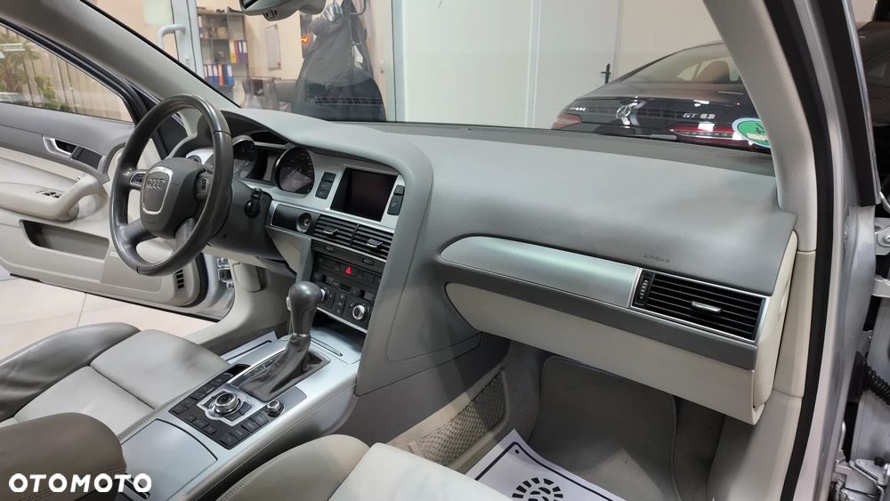 Audi A6 Avant 2.7 TDI DPF multitronic - 33