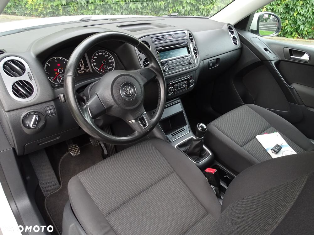 Volkswagen Tiguan - 11
