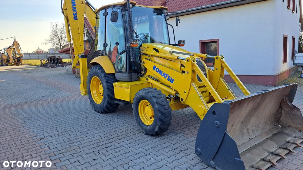 Komatsu WB93R - 2