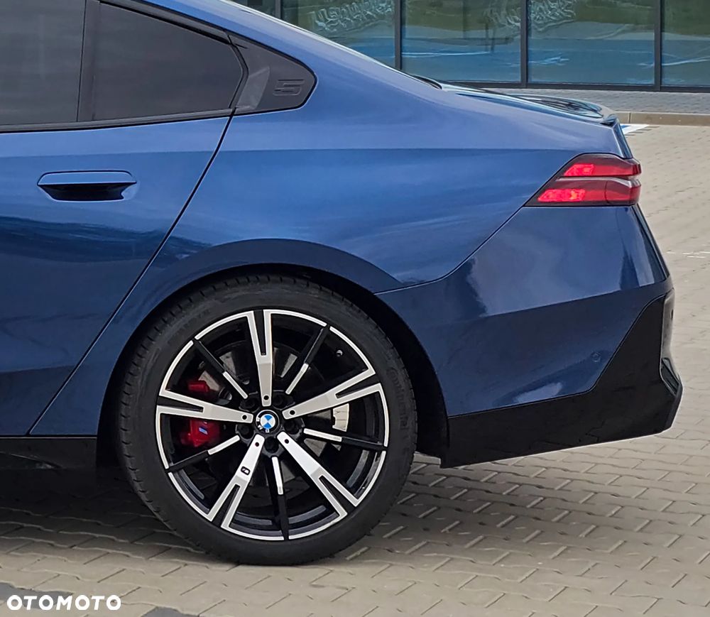 BMW Seria 5 520d mHEV M Sport - 6