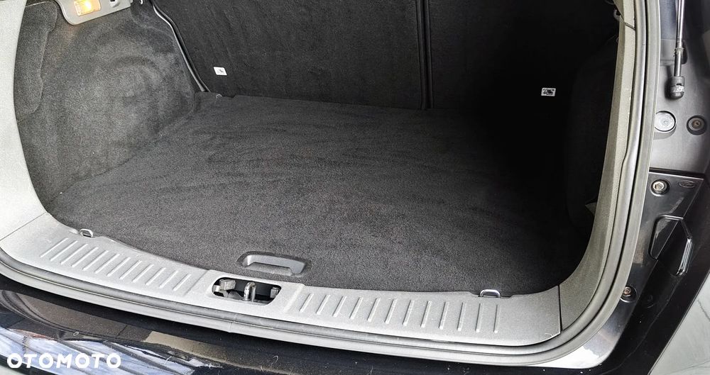 Ford Kuga 2.5 4x4 Titanium - 7