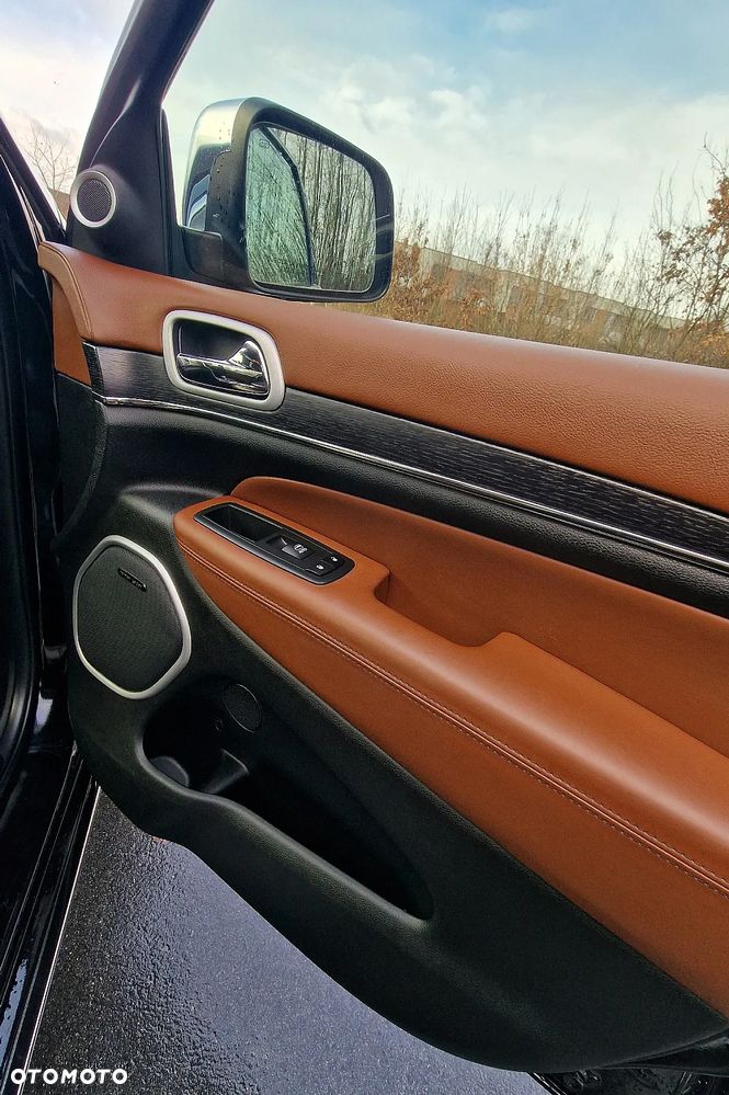 Jeep Grand Cherokee 3.6 V6 Overland Summit - 26