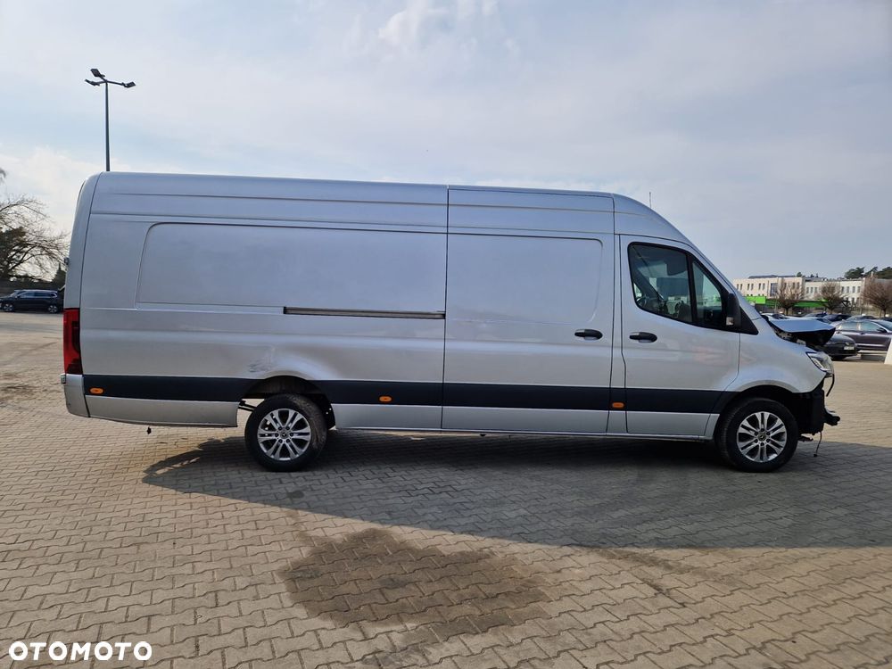 Mercedes-Benz Sprinter - 1