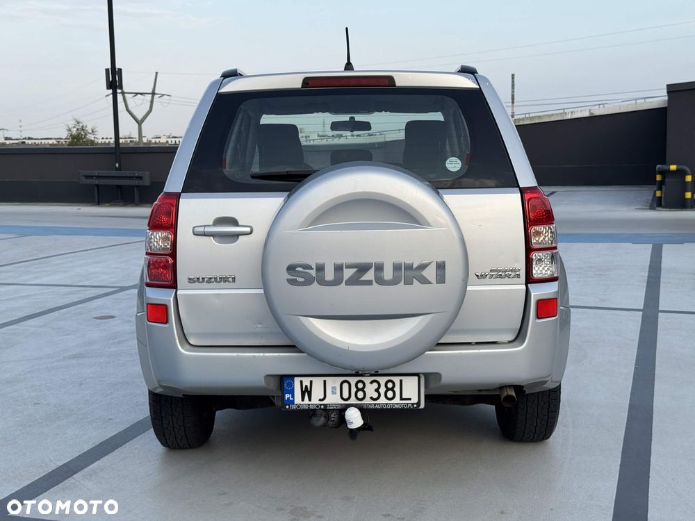 Suzuki Grand Vitara 2.0 Comfort - 9