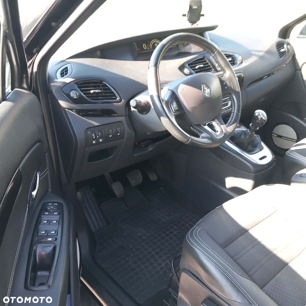 Renault Scenic 1.6 dCi Energy Bose Edition - 12