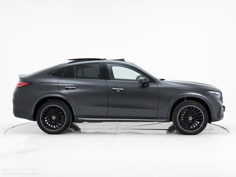 Mercedes-Benz GLC 300 de Coupe 4Matic 9G-TRONIC AMG Line - 3