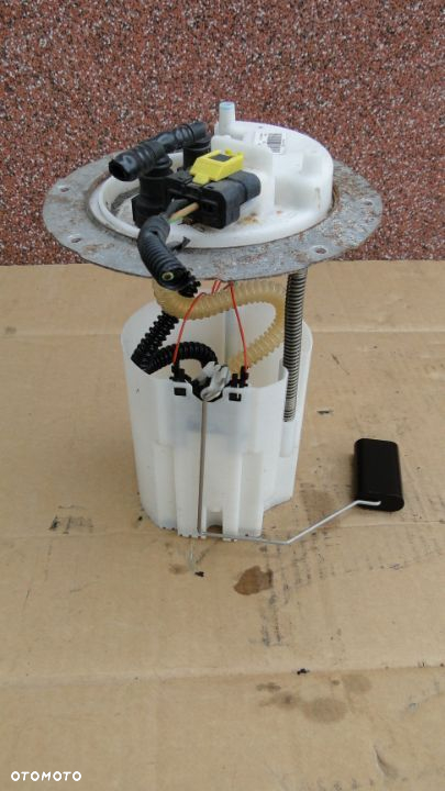 BIPPER NEMO FIORINO QUBO POMPA PALIWA PŁYWAK 1.4HDI - 3