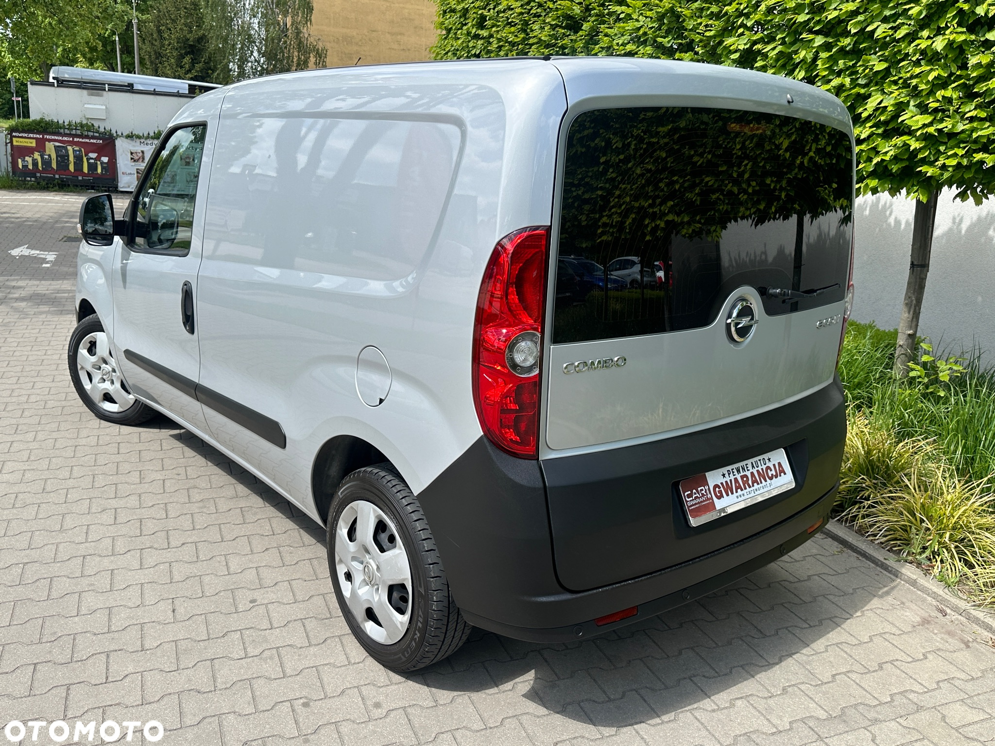 Opel Combo - 11