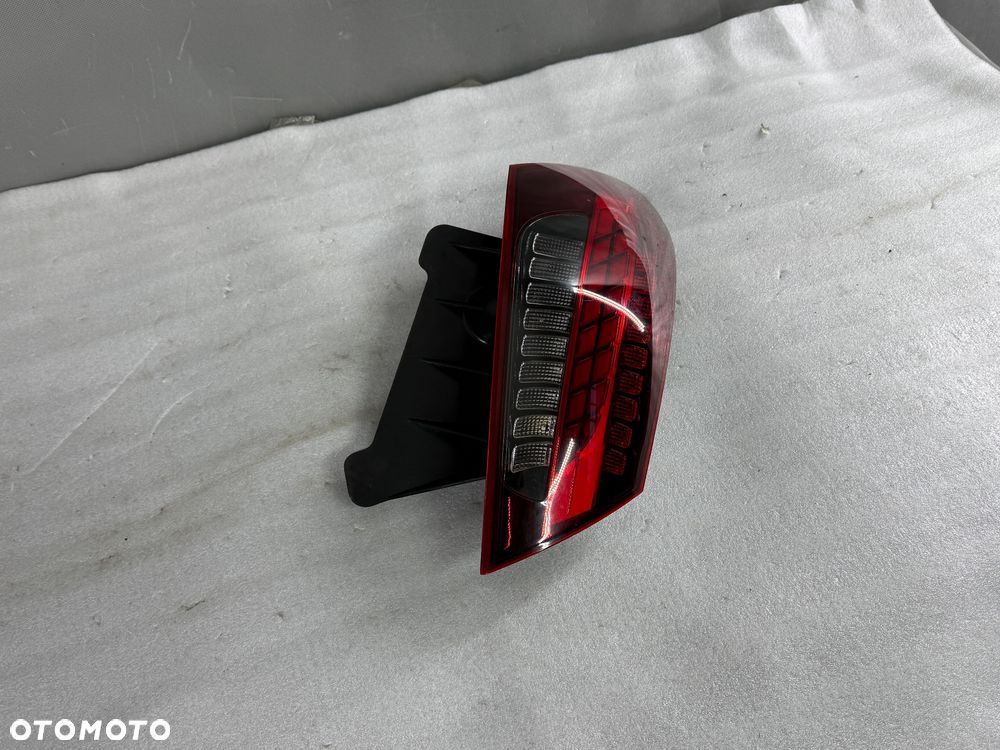 Lampa tylna Tył strona lewa Mercedes-Benz E W213 A213 LIFT SEDAN - 7