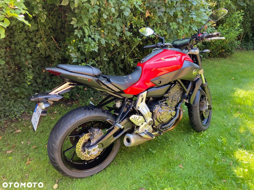 Yamaha MT - 6