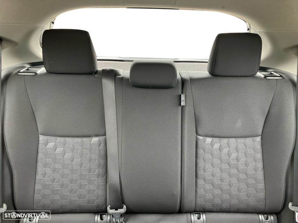 Toyota Yaris — fotografia 15