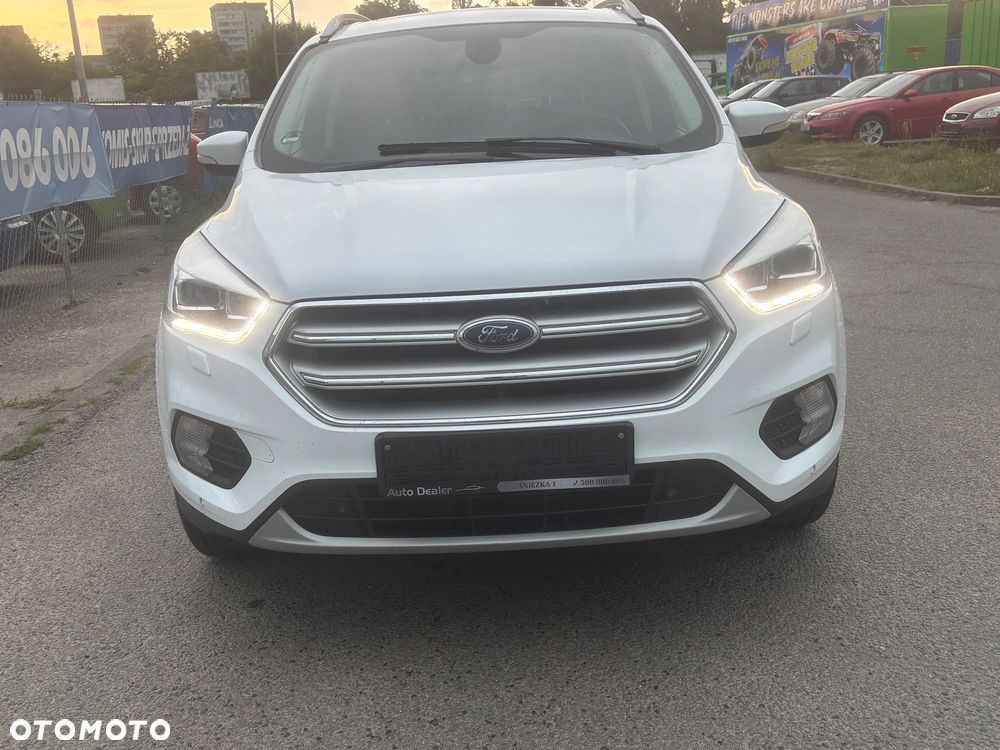 Ford Kuga 1.5 EcoBoost 2x4 Cool & Connect - 8