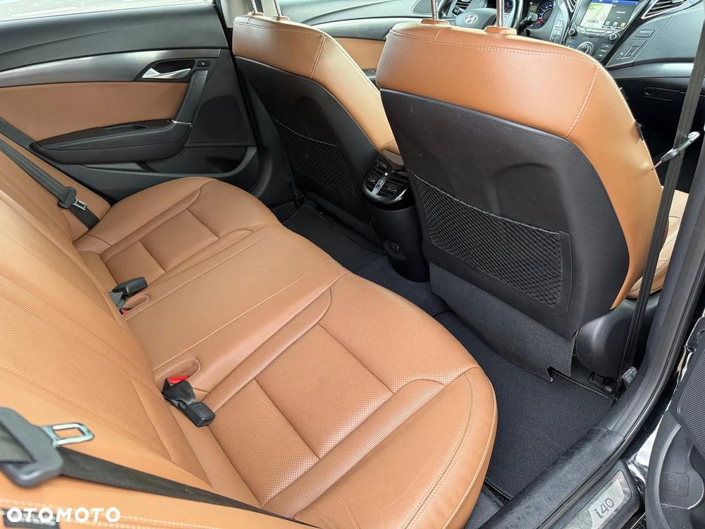 Hyundai i40 Kombi 1.7 CRDi Premium - 12