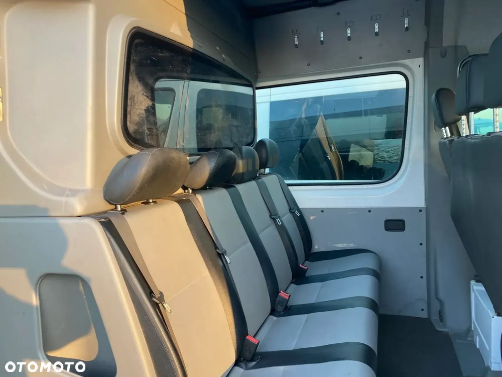 Volkswagen CRAFTER - 6