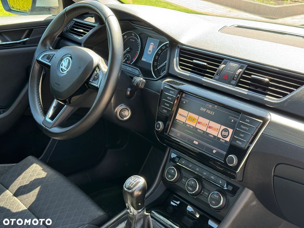 Skoda Superb 2.0 TDI Style - 7