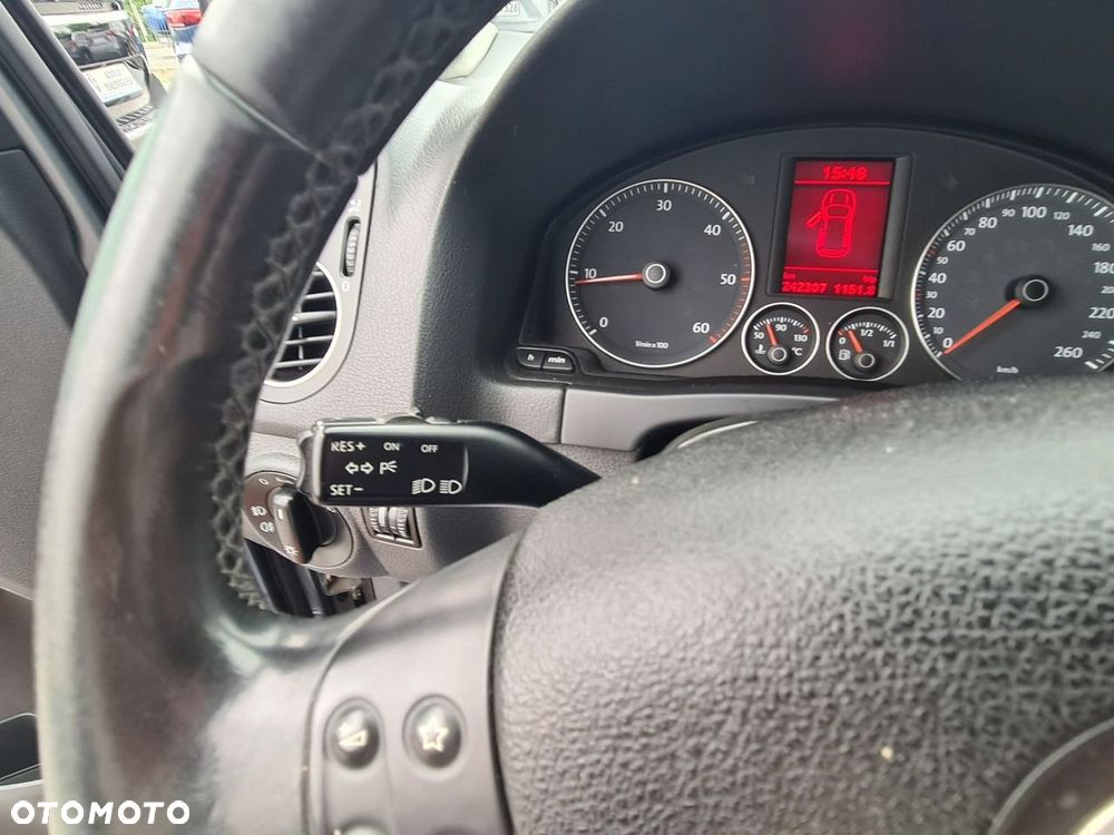 Volkswagen Golf Plus 1.9 TDI Comfortline - 15
