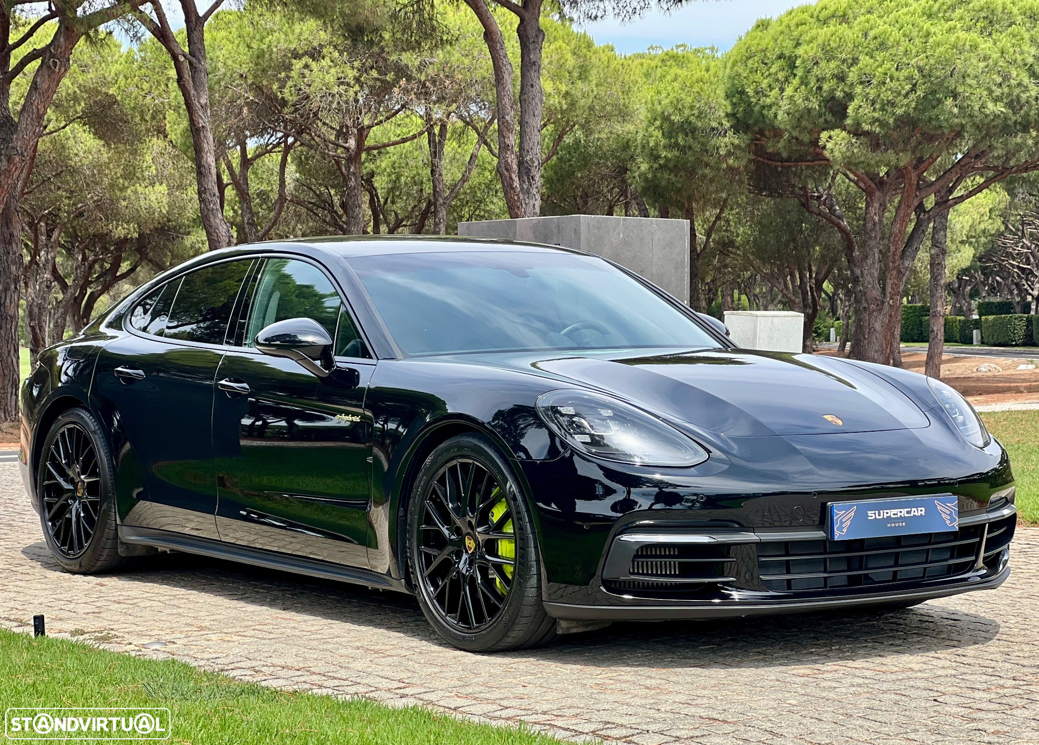 Porsche Panamera 4 E-Hybrid - 9