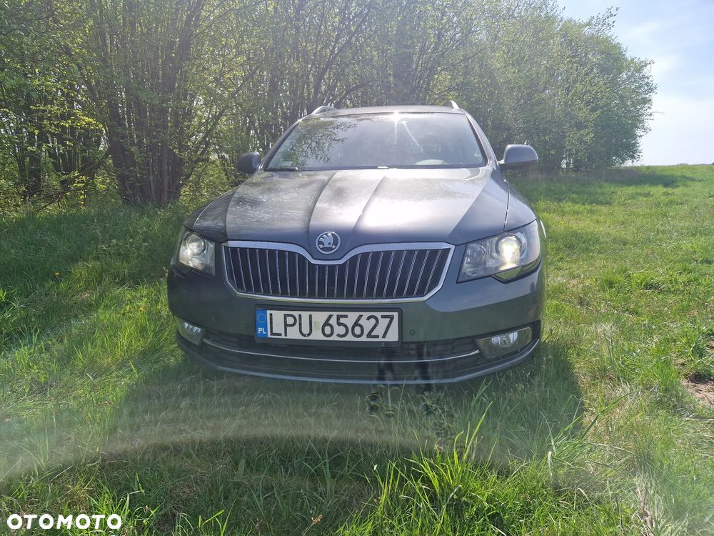 Skoda Superb 1.8 TSI Ambition Outdoor DSG - 6