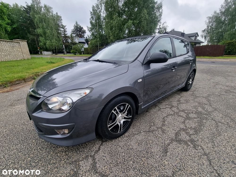 Hyundai i30 1.4 Comfort - 12