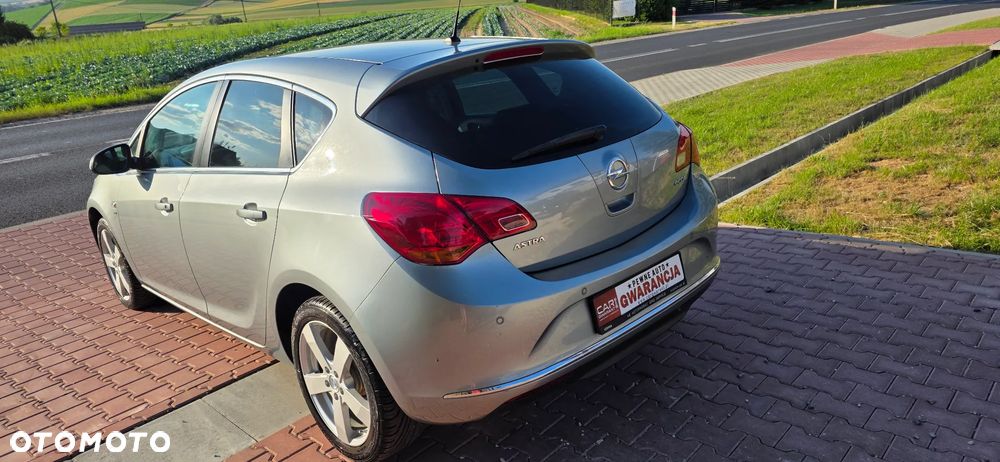 Opel Astra 1.4 Turbo Innovation - 12
