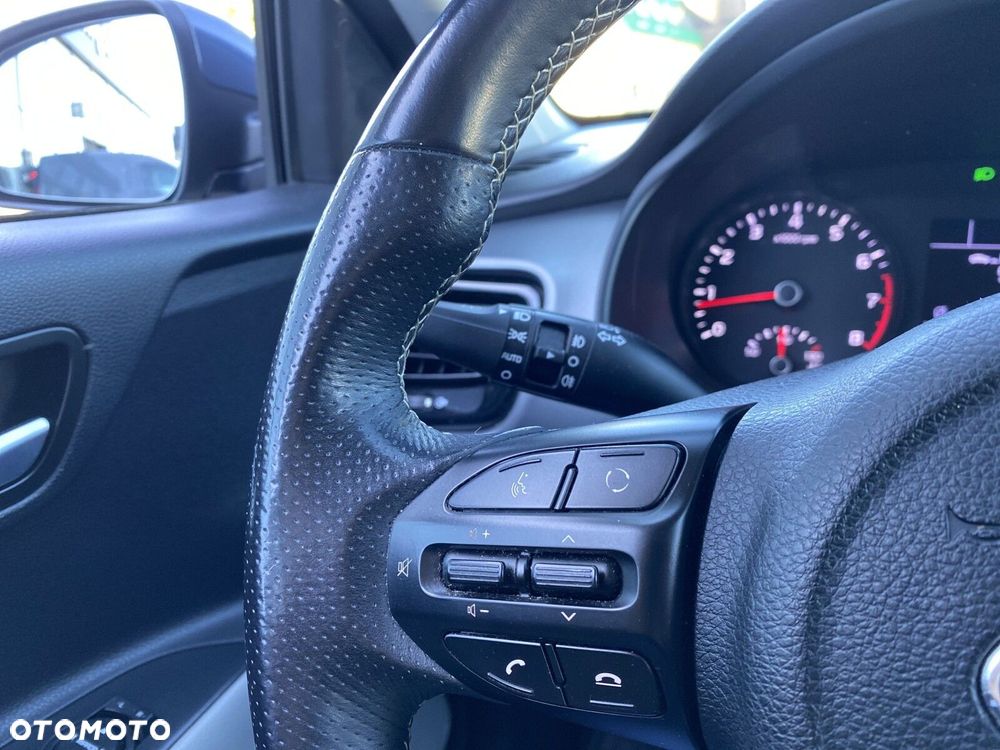 Kia Stonic - 17