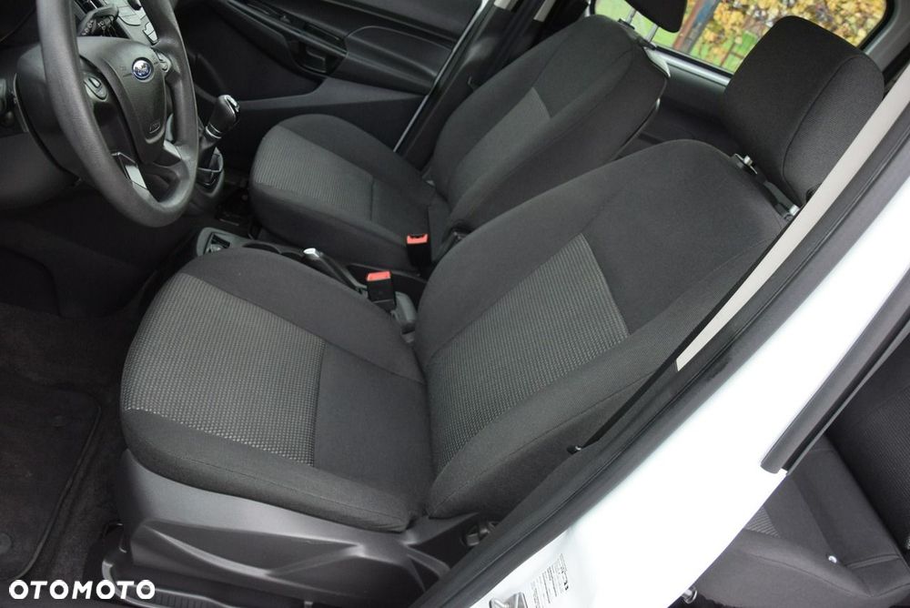 Ford Transit Connect - 30