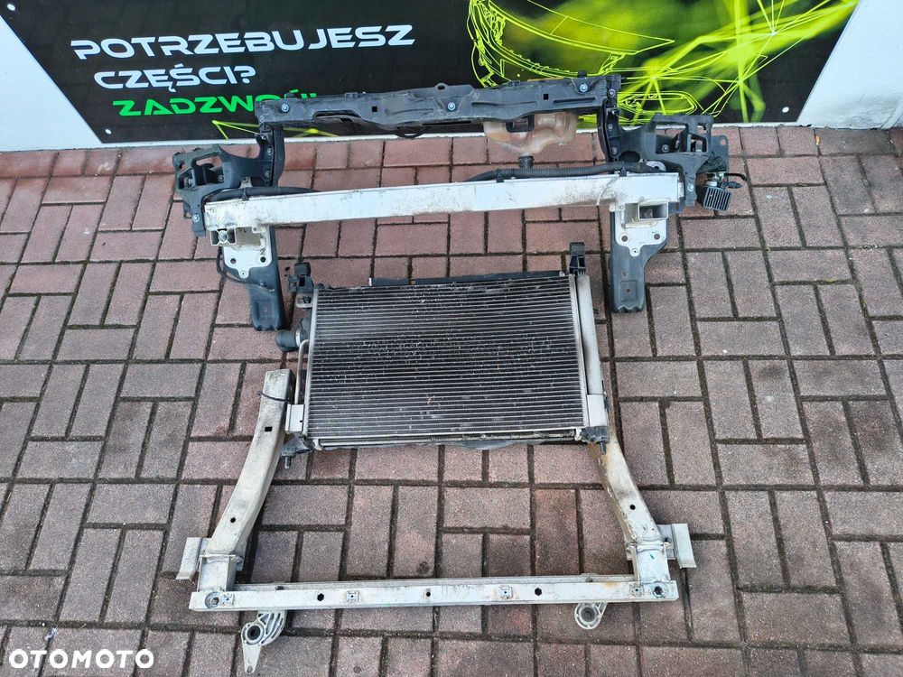 Pas Przedni Wzmocnienie Chłodnice Opel Corsa E 1.2 1.4 Benzyna Komplet