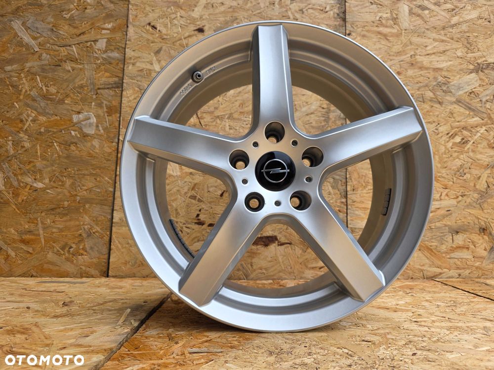 [1366] Felgi aluminiowe 17 cali Opel 5x115 Insignia Astra +czujniki