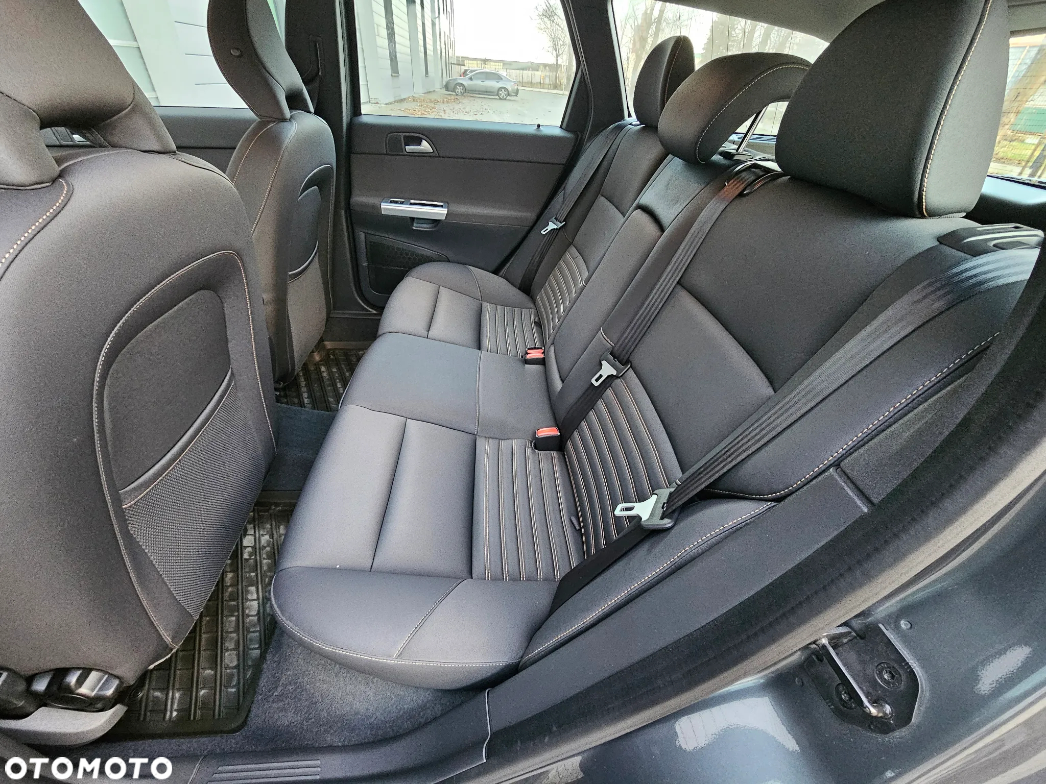 Volvo V50 1.6D DPF DRIVe Start/Stop Kinetic - 7