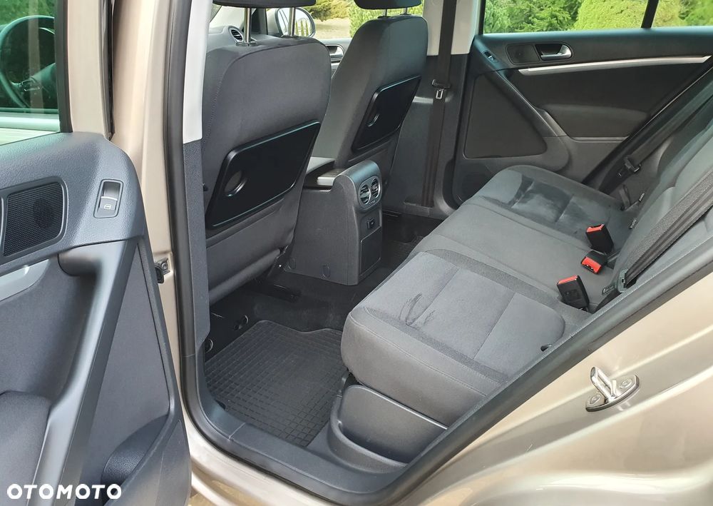 Volkswagen Tiguan 1.4 TSI Perfectline - 20