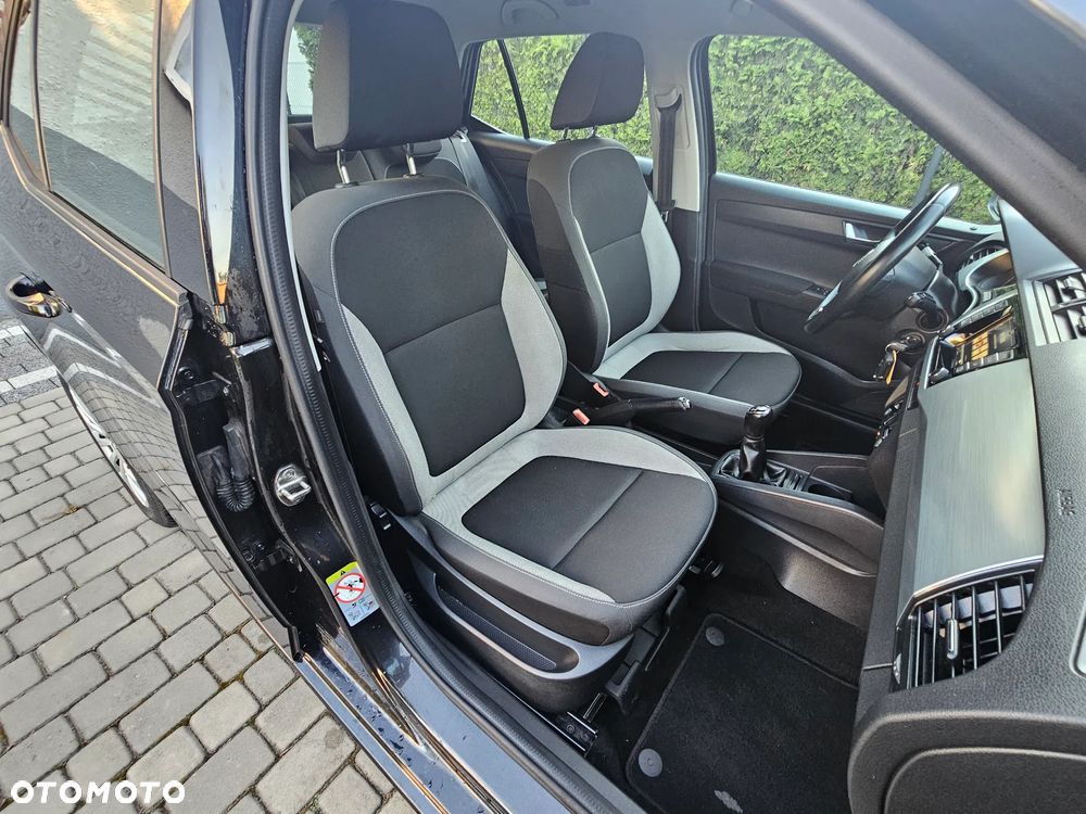 Skoda Fabia - 25