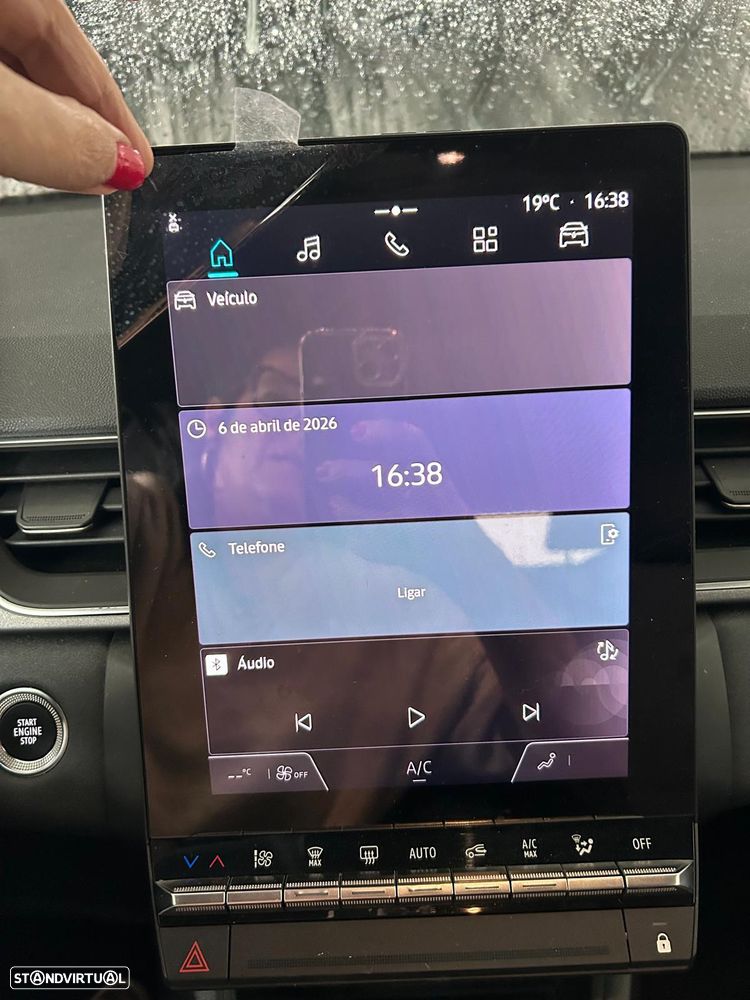 Renault Captur 1.0 TCe Techno Bi-Fuel - 5