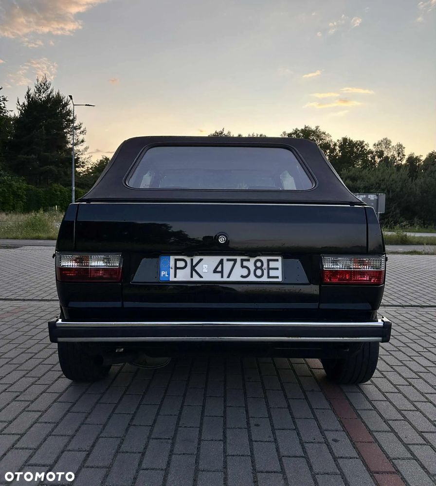 Volkswagen Golf 1.8 GL - 31