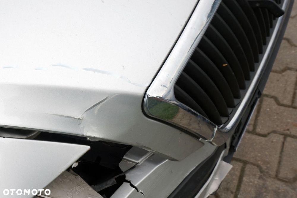 MASKA POKRYWA SILNIKA OCTAVIA II 1Z3 9102 SREBRNY SKODA 2004-2008 - 9