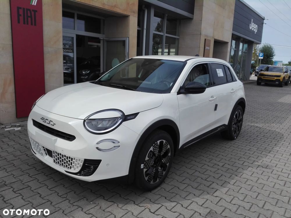 Fiat 600 1.2 Turbo Hybrid La Prima eDCT