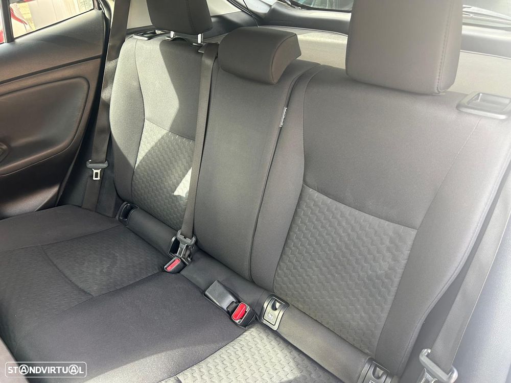 Toyota Yaris Cross 1.5 HDF Comfort Plus - 26