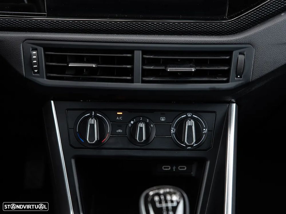 VW Polo 1.0 TSI Urban - 24