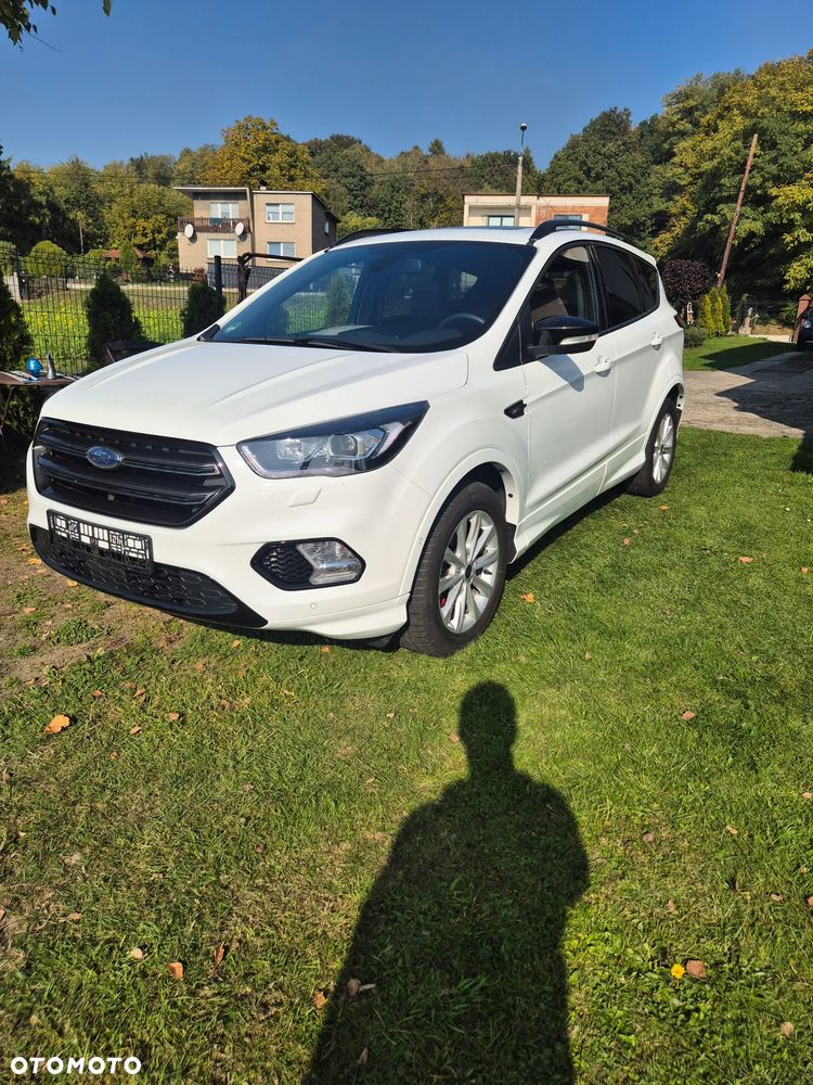 Ford Kuga - 1