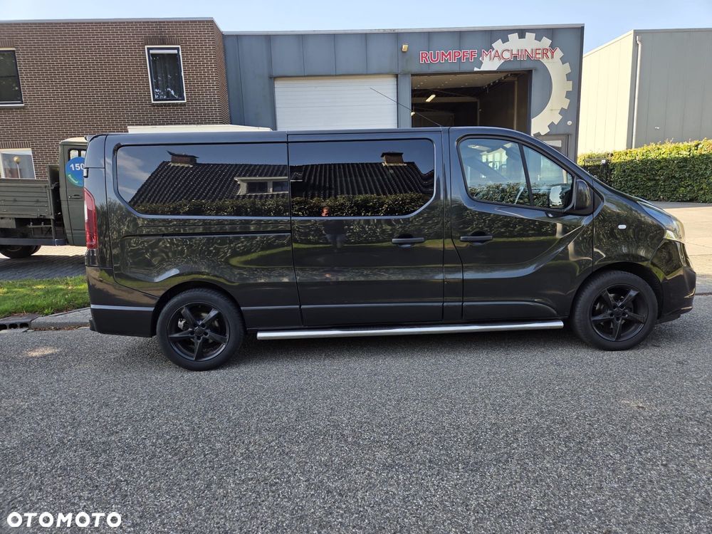 Opel Vivaro - 8